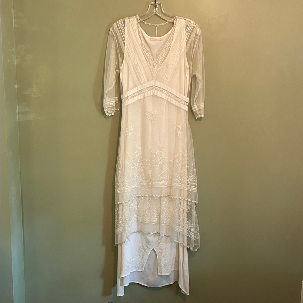 Elegant White Lace Victorian Style Tea/Wedding Dress Size S